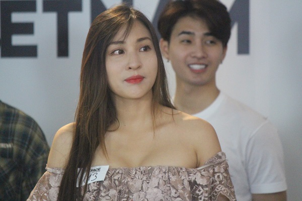 Dàn thí sinh The Face khoe vòng 1 gợi cảm trước phần thi thử thách mặt mộc Dàn thí sinh The Face khoe vòng 1 gợi cảm trước phần thi thử thách mặt mộc